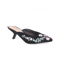 Apex Moochie Ladies Kitten heel Pumpies (71570A45)
