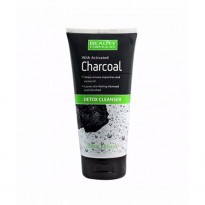 Beauty Formulas Charcoal Detox Cleanser 150ml